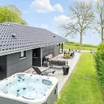 40342-juelsminde-niels-rasmussens-vej-125 * Sonderby (Midtjylland)